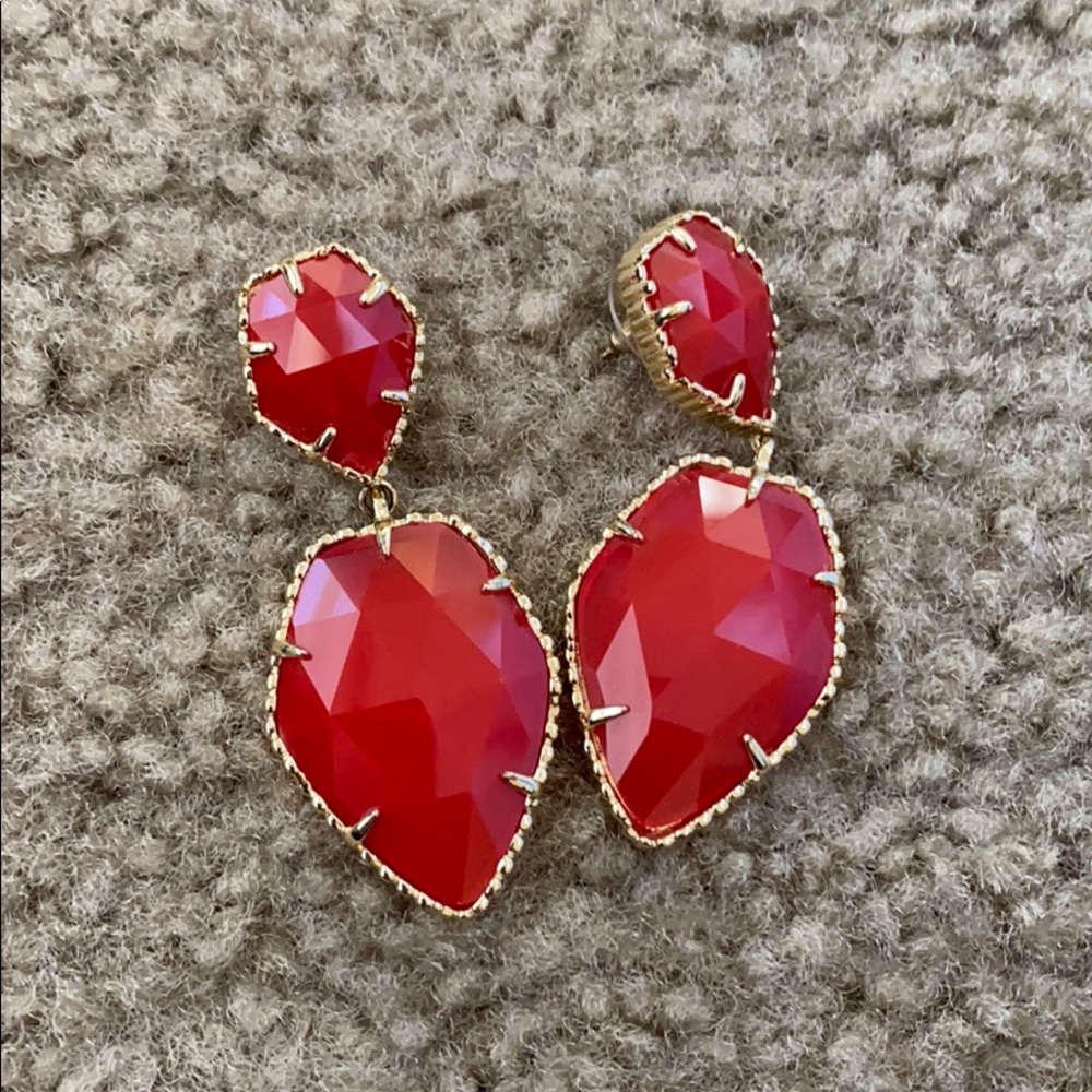 Red chunky Kendra Scott earrings.